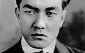 Режиссер и АктерСессю Хаякава (Sessue Hayakawa)Фото